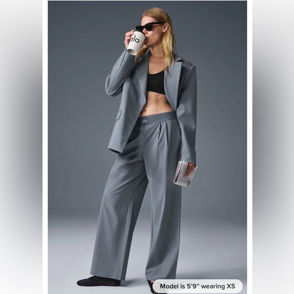 ALO Yoga Gray Women's Pants & Jumpsuit Set